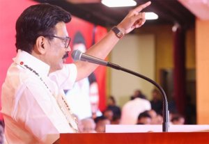 மகளிர் உரிமைத் தொகை ரூ.2,000; ரூ.8,000 கூப்பன்: திமுக தேர்தல் அறிக்கை அறிவிப்புகள்