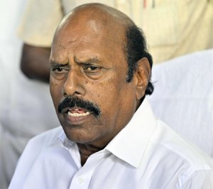 நெடுஞ்சாலைத்துறை முறைகேடு வழக்கு: லஞ்ச ஒழிப்புத்துறை அலுவலகத்தில் எ.வ.வேலு ஆஜர்!